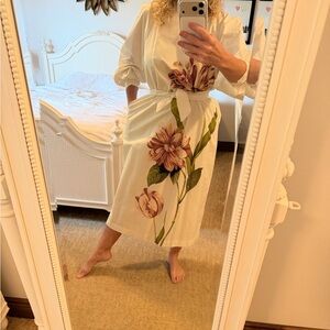 Anthropologie V Neck floral belted midi dress Size small